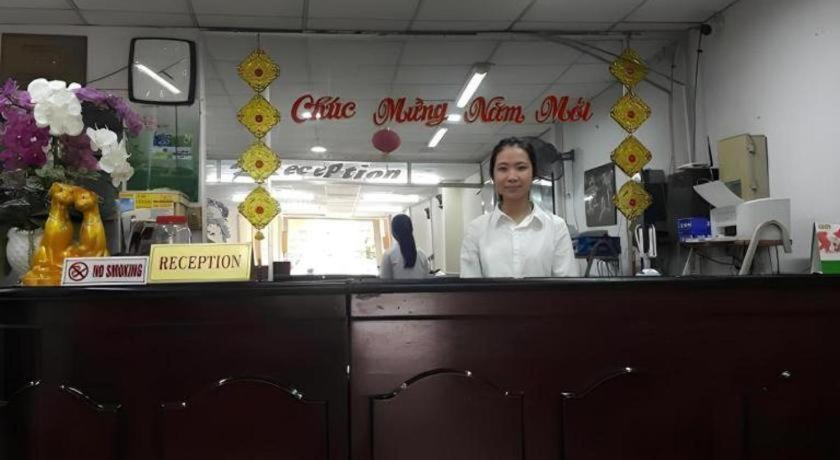 芹苴广生大酒店 外观 照片